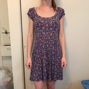 Simple Floral cut-out Spring Dress